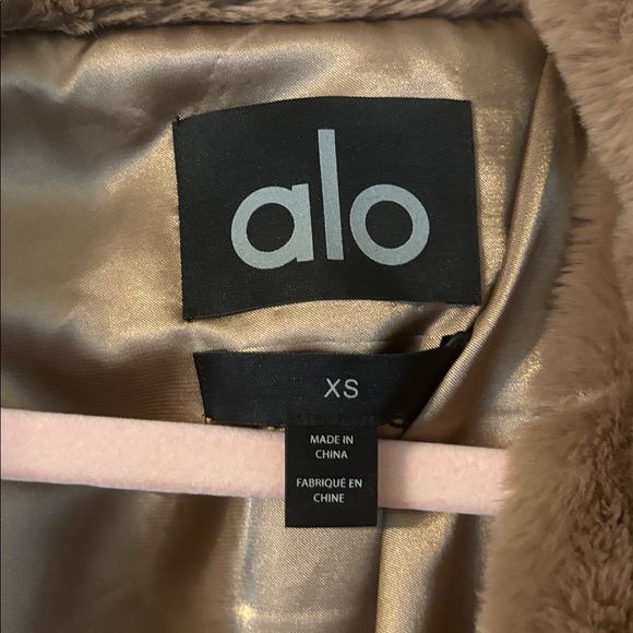 Alo Yoga Faux Fur Coat in Toasted Almond - Picture 3 of 3